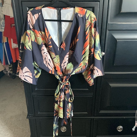 SHEIN Curve Tropical Romper - Picture 2 of 7